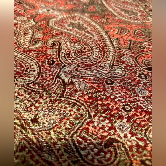 Paisley shimmer scarf - Picture 2 of 3